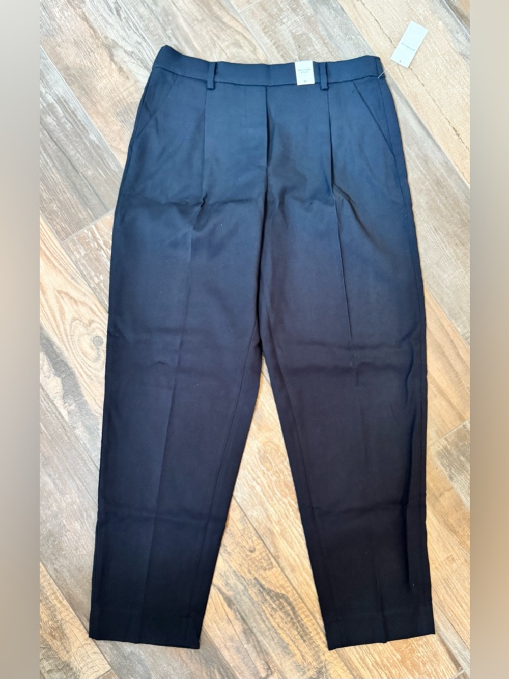 Abercrombie Tapered Pull-On Trousers - NWT